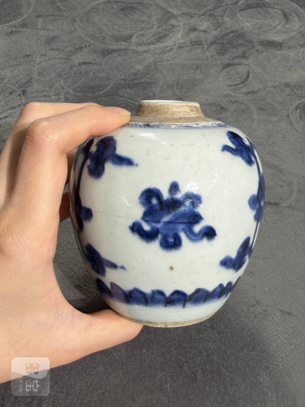 清康熙青花杂宝纹小罐 - 图5
